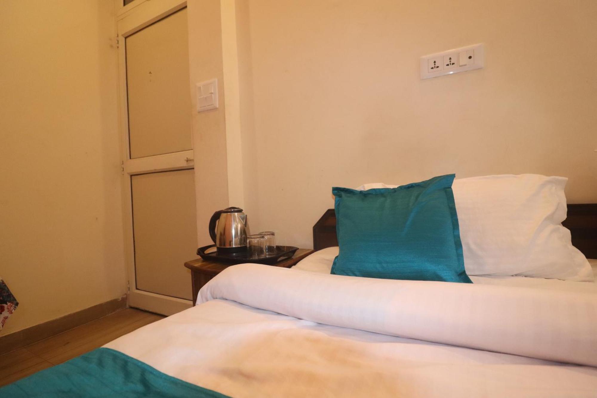 Triple One Hotel Tapovan Rishikesh,Near Laxman Jhula 외부 사진