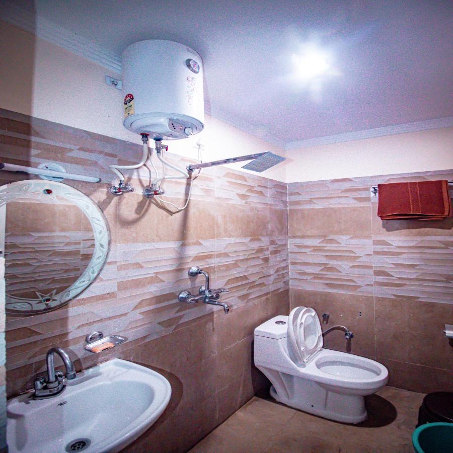 Triple One Hotel Tapovan Rishikesh,Near Laxman Jhula 외부 사진