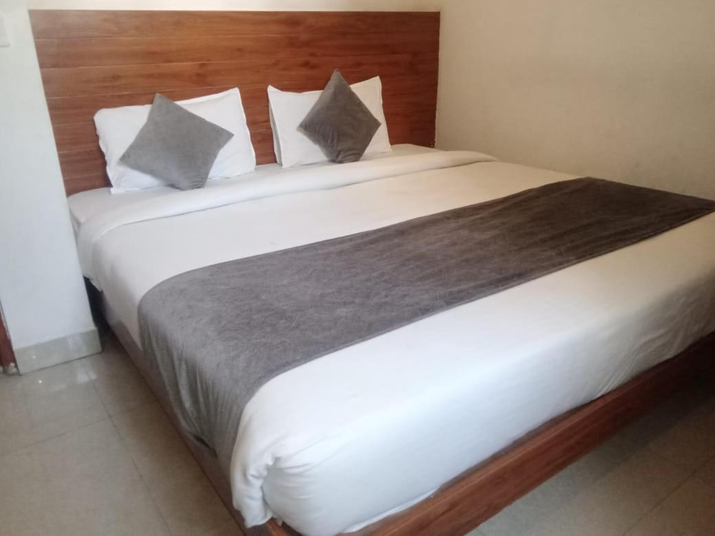 Triple One Hotel Tapovan Rishikesh,Near Laxman Jhula 외부 사진